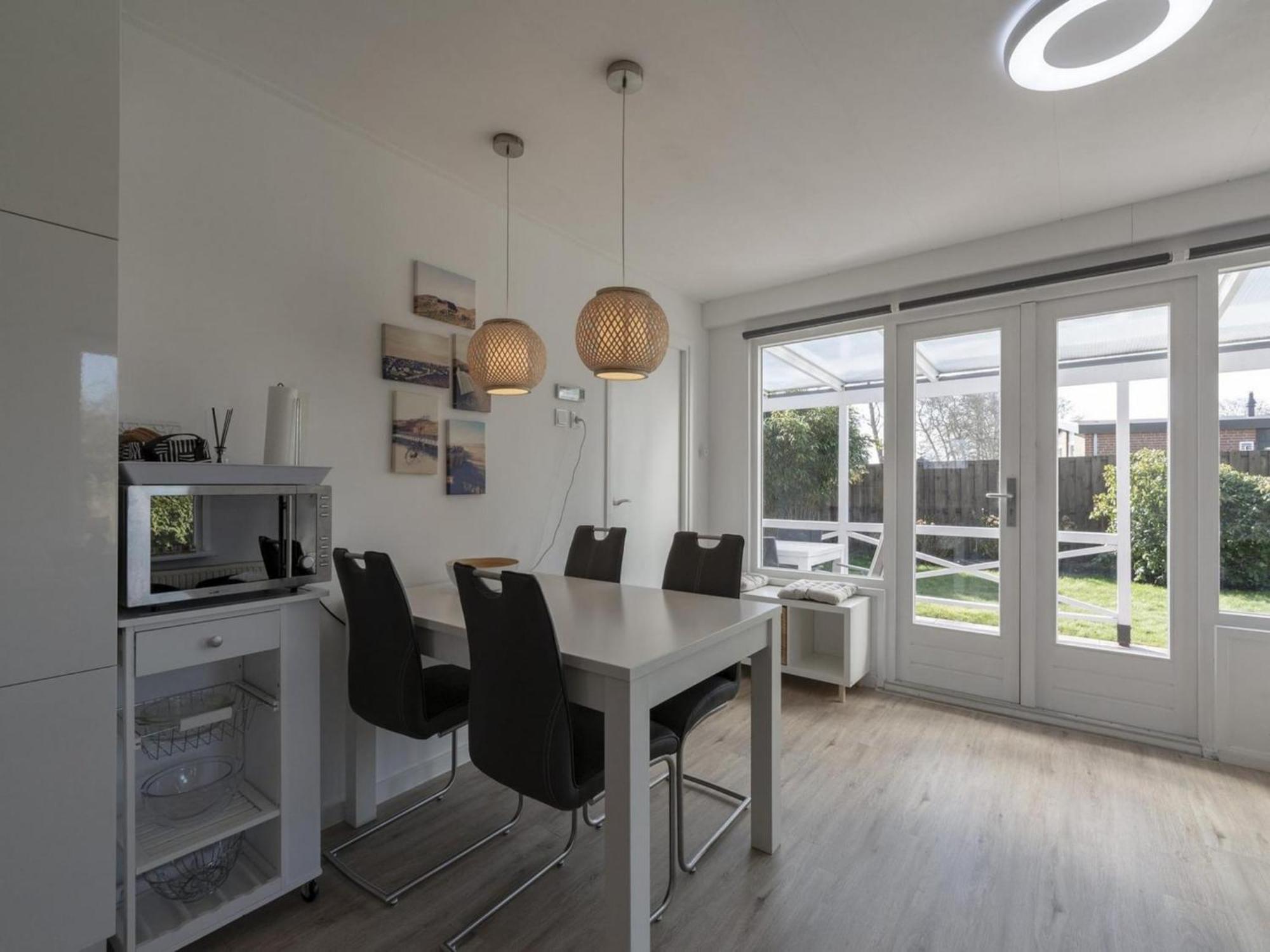 Modern Holiday Home With Large Garden Sint Maartensvlotbrug Dış mekan fotoğraf